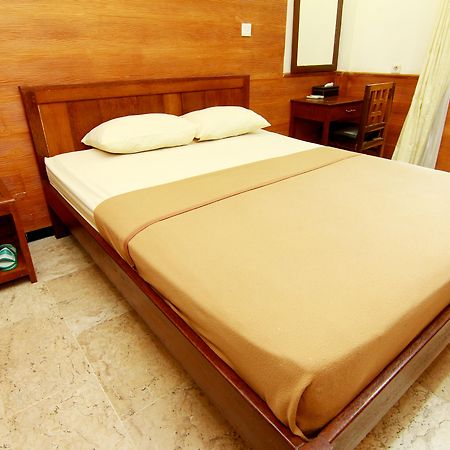 The Soemarsono Hotel Maguwo Exterior photo