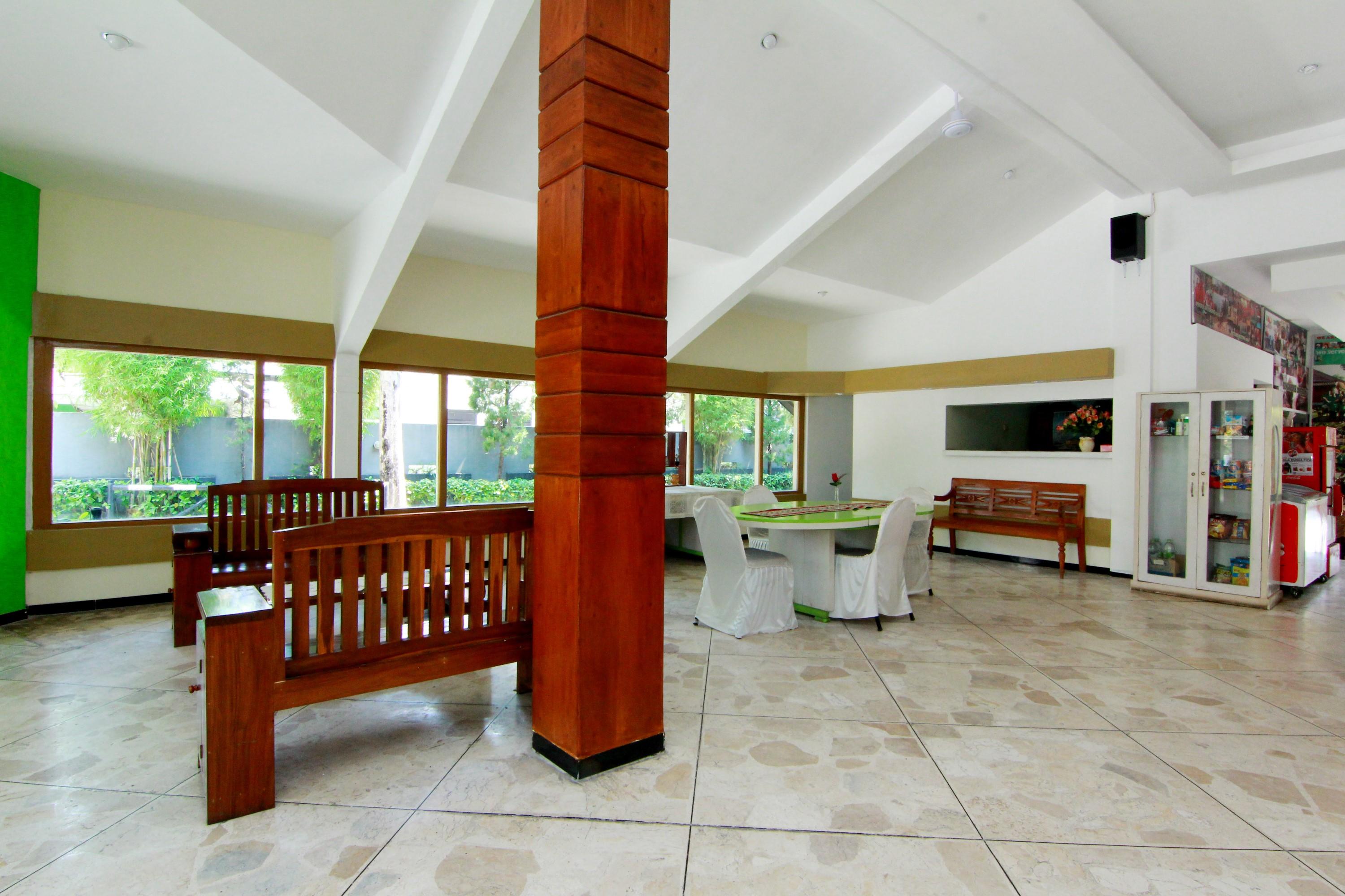 The Soemarsono Hotel Maguwo Exterior photo